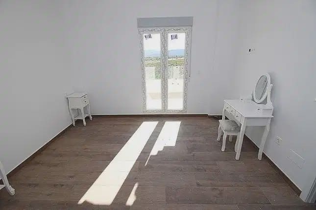 4 bedroom Villa for sale in Pinoso - € 375,000 (Ref: 9832015)