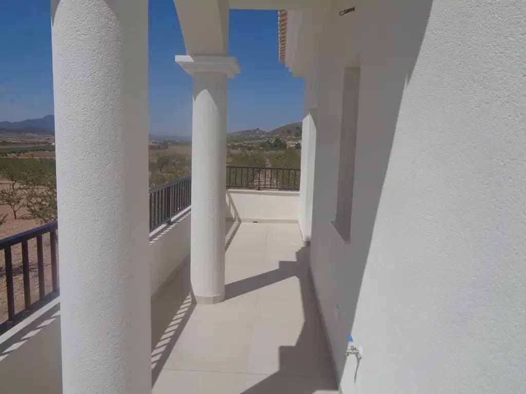 4 bedroom Villa for sale in Pinoso with pool - € 397,000 (Ref: 9832016)
