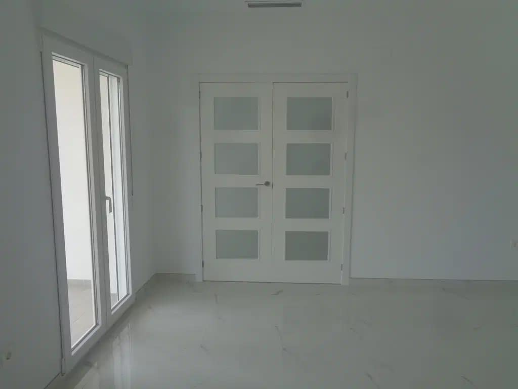 4 sypialnia Willa na sprzedaż w Pinoso z basenem - 423 000 € (Ref: 9832017)