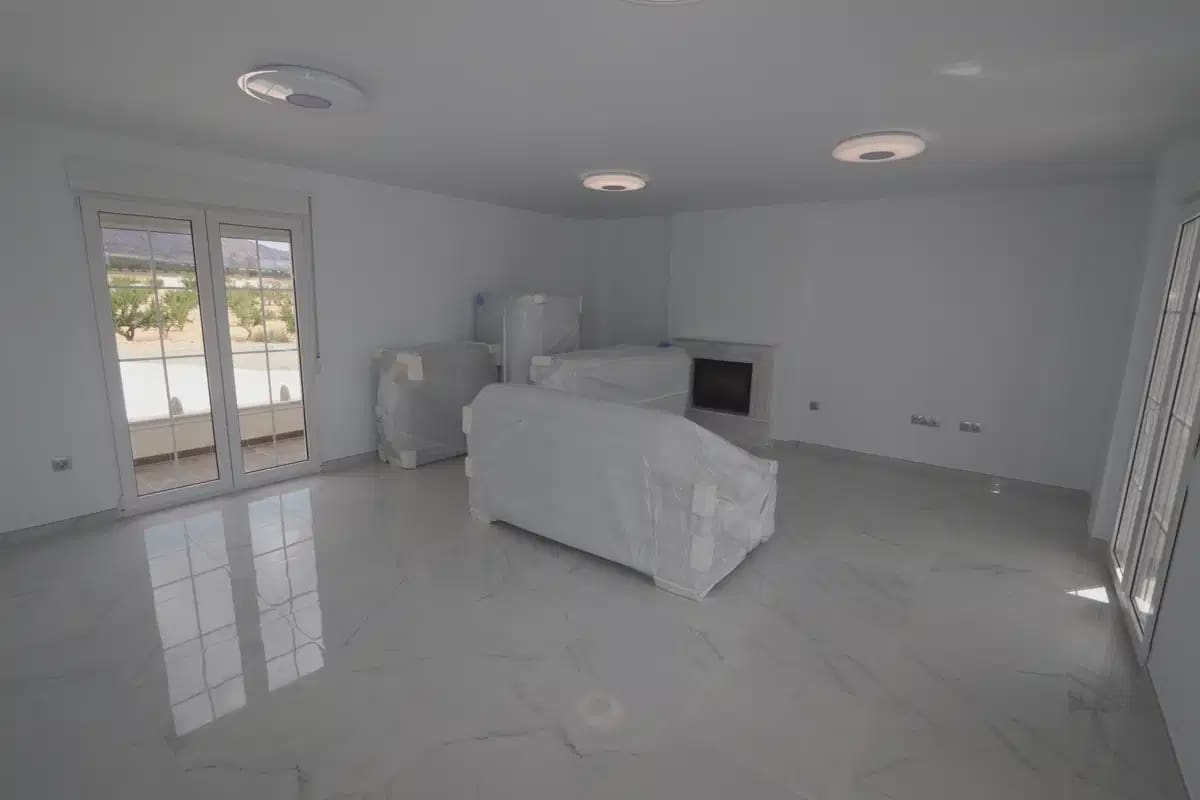 4 sypialnia Willa na sprzedaż w Pinoso z basenem - 423 000 € (Ref: 9832017)