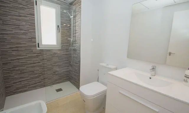 2 makuuhuone Kattohuoneisto myytävänä paikassa Blue Lagoon - 295 000 € (Ref: 9834070)