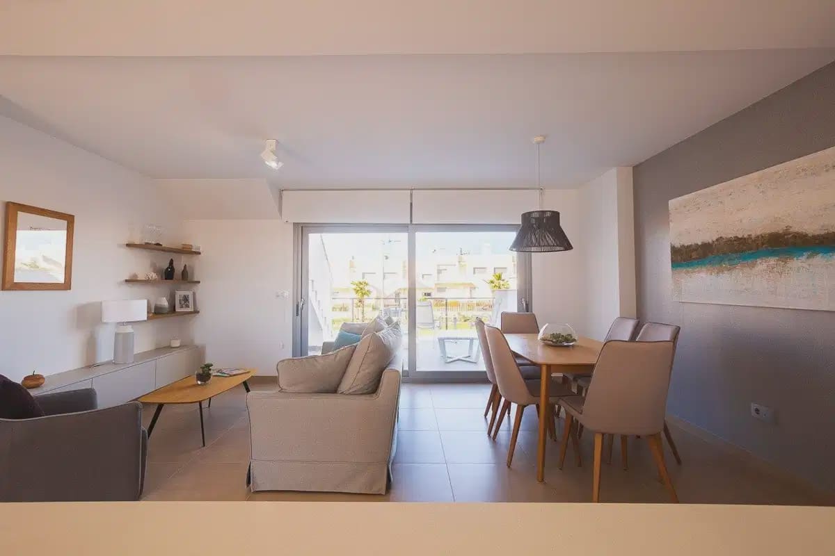 2 soveværelse Bungalow til salg i Orihuela med swimmingpool garage - € 299.900 (Ref: 9834091)