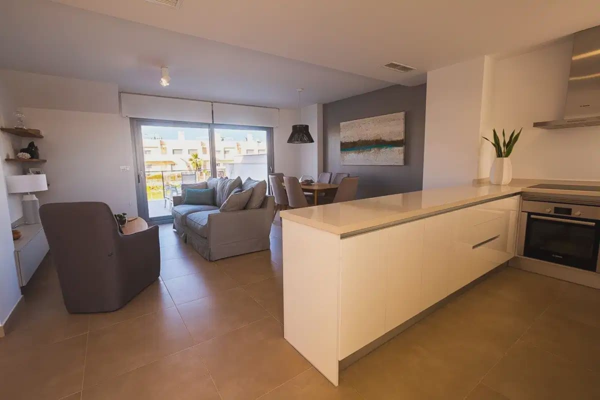 2 soveværelse Bungalow til salg i Orihuela med swimmingpool garage - € 299.900 (Ref: 9834091)