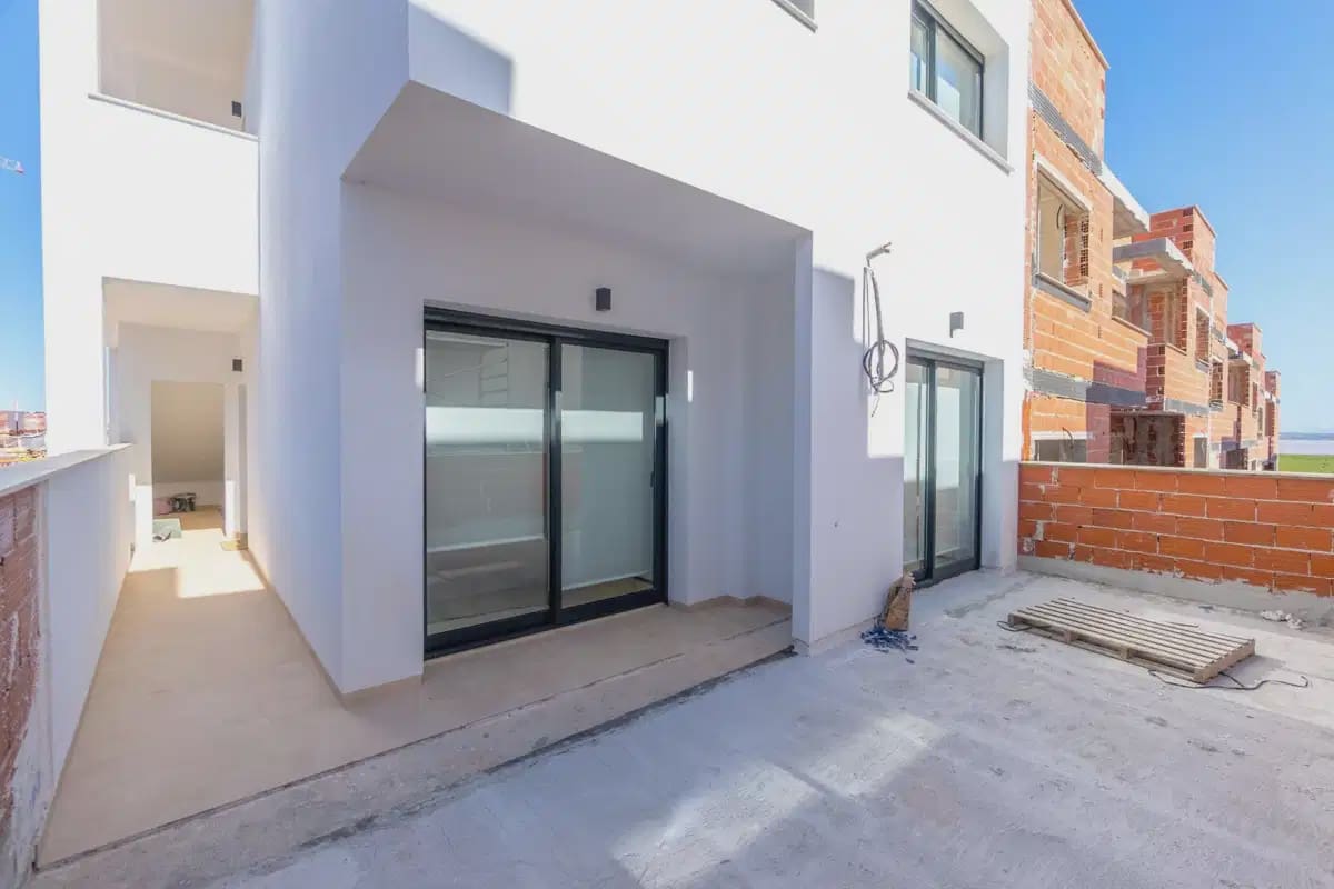 2 camera da letto Bungalow in vendita in Torrevieja con piscina - 299.900 € (Rif: 9834092)