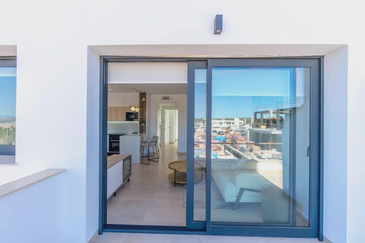 2 camera da letto Bungalow in vendita in Torrevieja con piscina - 299.900 € (Rif: 9834092)