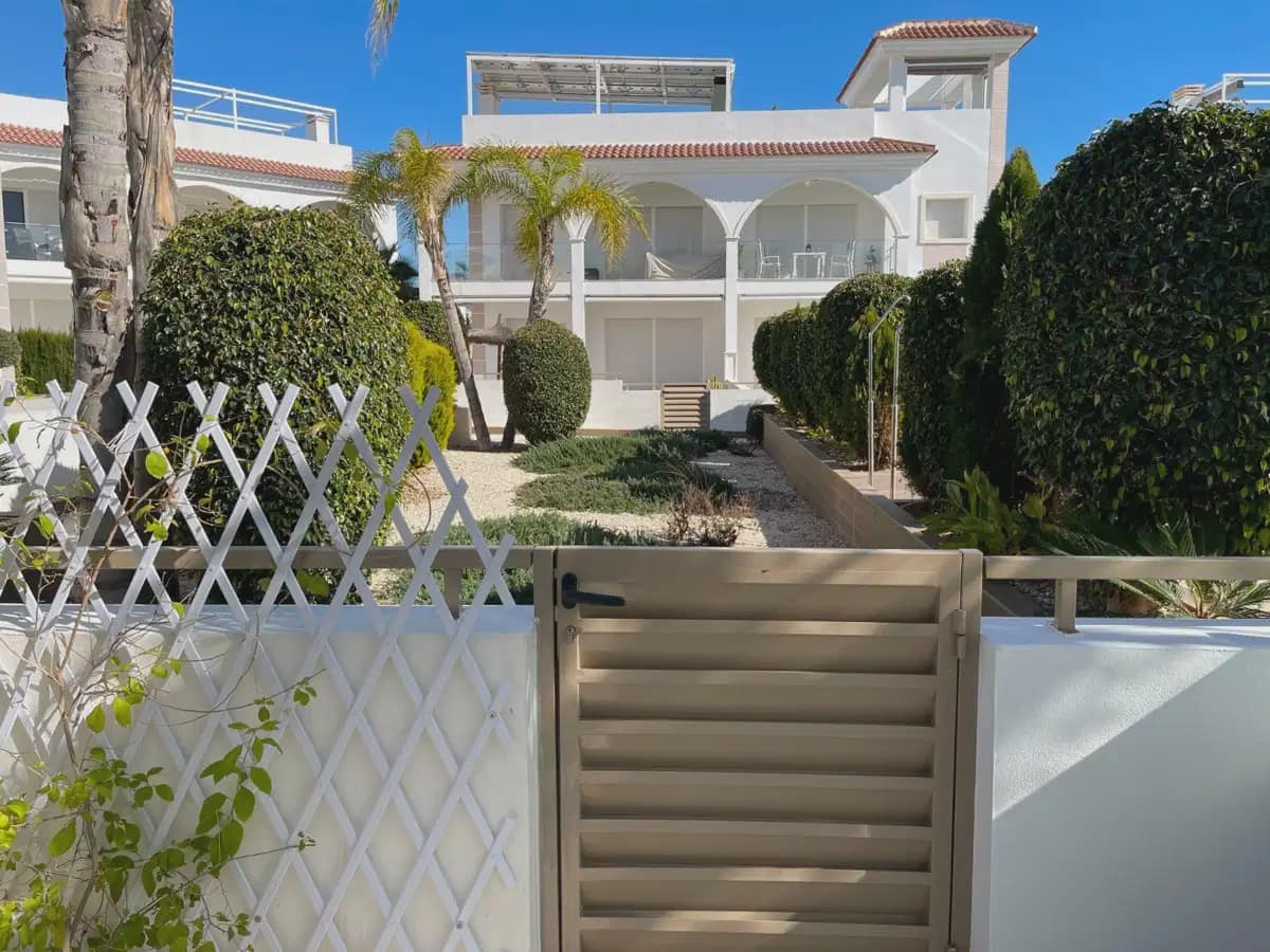 2 bedroom Apartment for sale in Ciudad Quesada - € 334,000 (Ref: 9841257)