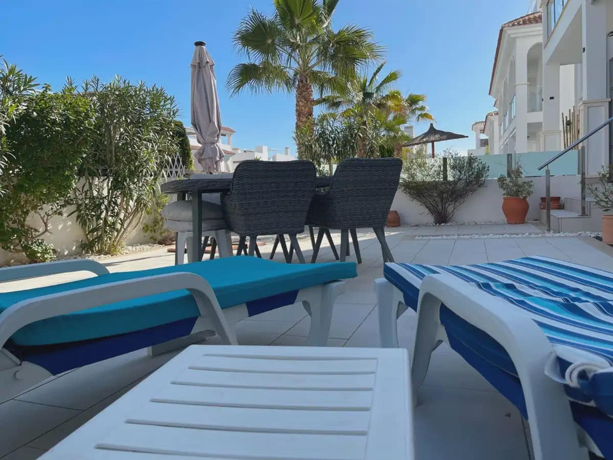2 bedroom Apartment for sale in Ciudad Quesada - € 334,000 (Ref: 9841257)