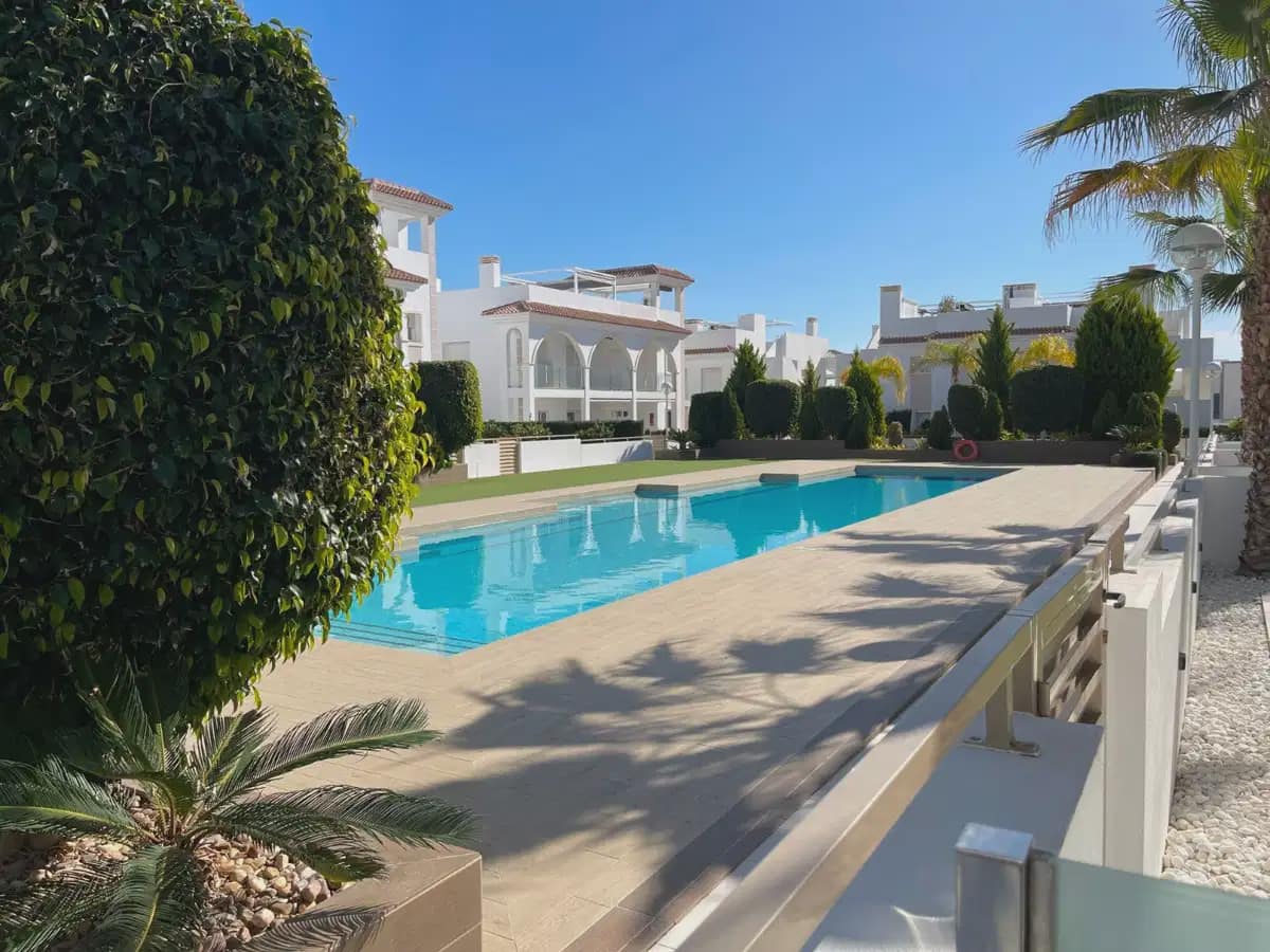 2 bedroom Apartment for sale in Ciudad Quesada - € 334,000 (Ref: 9841257)