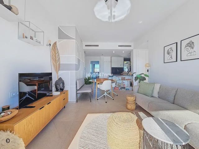 Ático de 3 habitaciones en San Miguel de Salinas en venta con piscina - 309.000 € (Ref: 9841266)