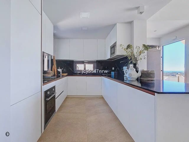 Ático de 3 habitaciones en San Miguel de Salinas en venta con piscina - 309.000 € (Ref: 9841266)