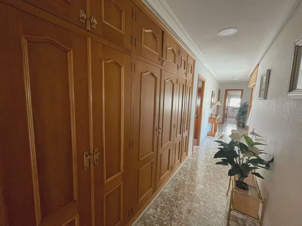 Apartamento de 4 habitaciones en Torrevieja en venta - 319.000 € (Ref: 9841273)