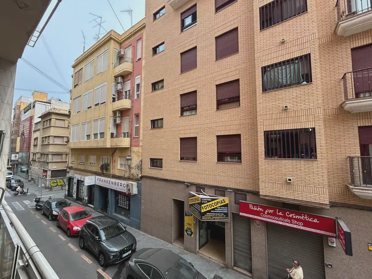 4 chambre Appartement à vendre à Alicante ville - 324 500 € (Ref: 9841276)