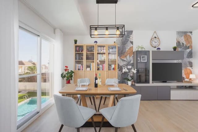 2 soveværelse Penthouse til salg i Villamartin, Orihuela - € 329.000 (Ref: 9841279)