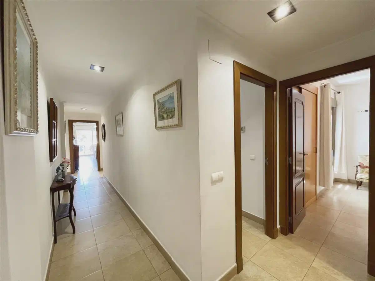 3 bedroom Apartment for sale in Calpe / Calp - € 315,000 (Ref: 9841280)