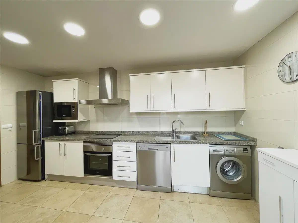3 bedroom Apartment for sale in Calpe / Calp - € 315,000 (Ref: 9841280)