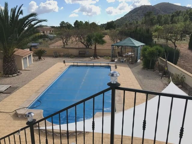 5 slaapkamer Halfvrijstaande villa te koop in Monóvar / Monóver - € 325.000 (Ref: 9841281)