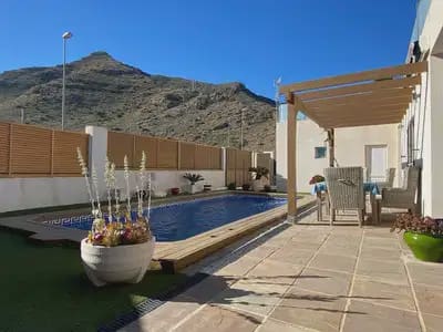 3 bedroom Villa for sale in Cox with pool garage - € 340,000 (Ref: 9841283)