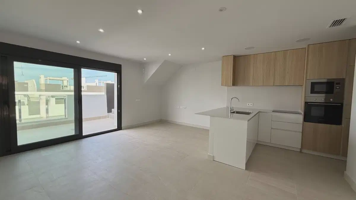 2 Zimmer Apartment zu verkaufen in Torrevieja - 305.000 € (Ref: 9841287)