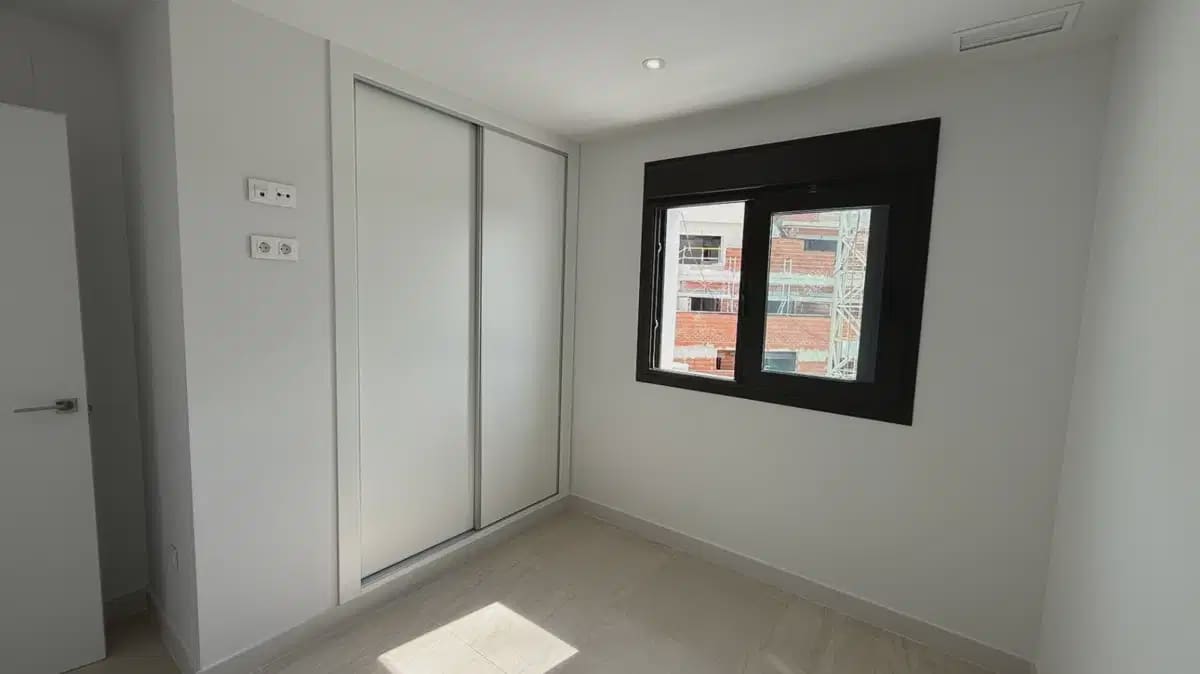 2 Zimmer Apartment zu verkaufen in Torrevieja - 305.000 € (Ref: 9841287)