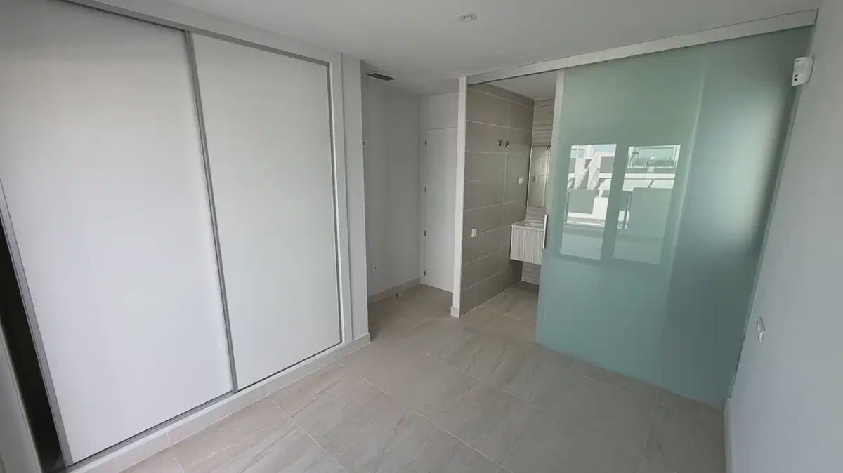 2 Zimmer Apartment zu verkaufen in Torrevieja - 305.000 € (Ref: 9841287)