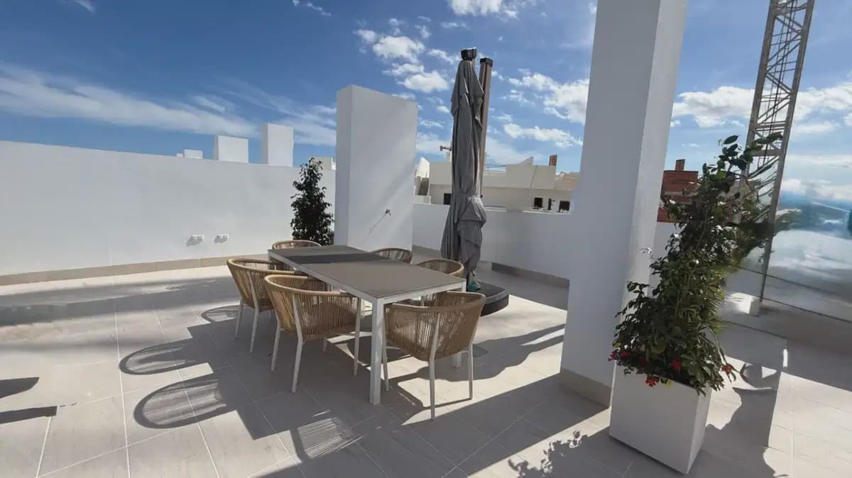 2 Zimmer Apartment zu verkaufen in Torrevieja - 305.000 € (Ref: 9841287)