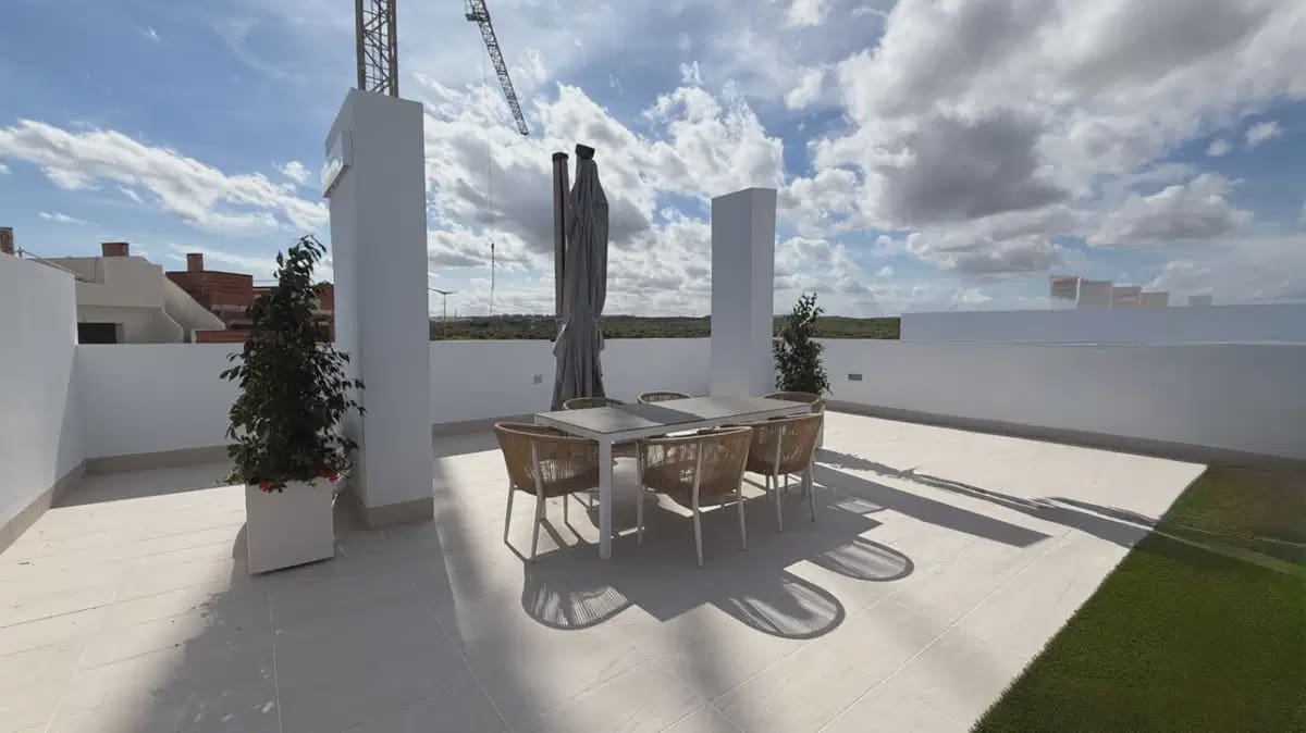 2 Zimmer Apartment zu verkaufen in Torrevieja - 305.000 € (Ref: 9841287)
