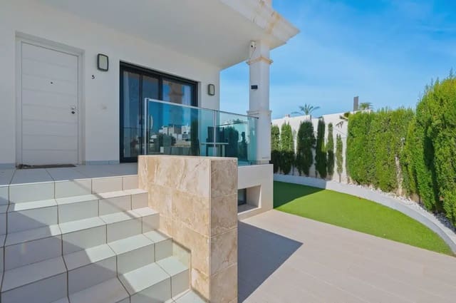 3 slaapkamer Halfvrijstaande villa te koop in Rojales met zwembad - € 325.000 (Ref: 9841290)