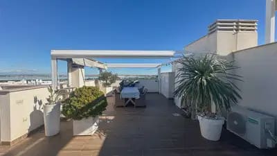 3 slaapkamer Bungalow te koop in Torrevieja met garage - € 329.000 (Ref: 9841300)