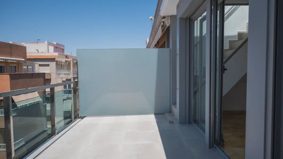 2 sovrum Takvåning till salu i Torrevieja med pool - 310 000 € (Ref: 9841302)