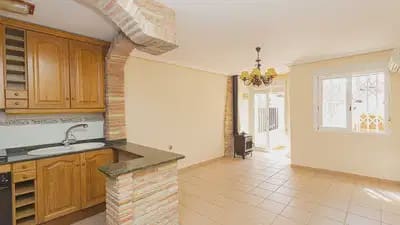 3 soveværelse Semi-Rækkehus til salg i Dehesa de Campoamor med swimmingpool - € 310.000 (Ref: 9841305)