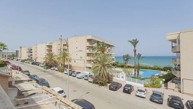 3 soveværelse Semi-Rækkehus til salg i Dehesa de Campoamor, Orihuela med swimmingpool - € 310.000 (Ref: 9841305)