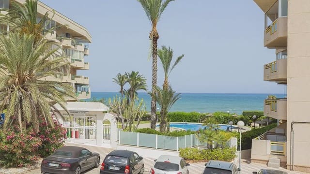 3 soveværelse Semi-Rækkehus til salg i Dehesa de Campoamor, Orihuela med swimmingpool - € 310.000 (Ref: 9841305)