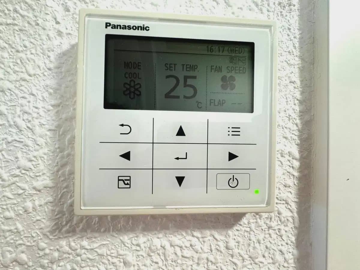 Ático de 2 habitaciones en Pilar de la Horadada en venta - 319.000 € (Ref: 9841309)