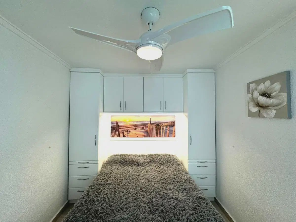 Ático de 2 habitaciones en Pilar de la Horadada en venta - 319.000 € (Ref: 9841309)