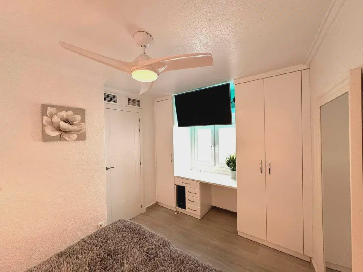 Ático de 2 habitaciones en Pilar de la Horadada en venta - 319.000 € (Ref: 9841309)