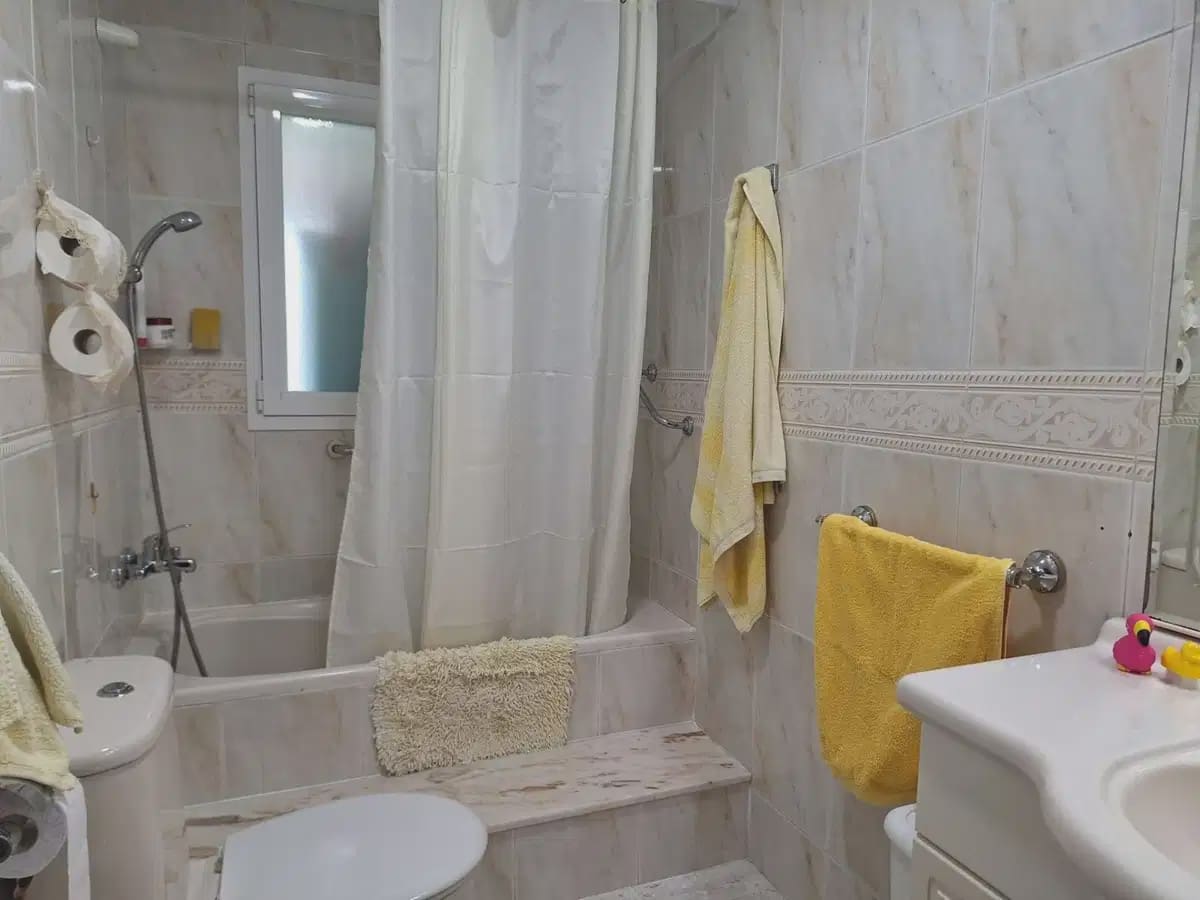 4 bedroom Apartment for sale in Alicante / Alacant city - € 329,200 (Ref: 9841318)
