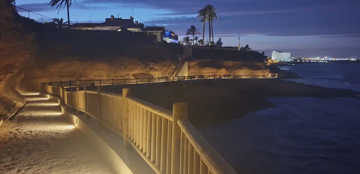 3 soveværelse Lejlighed til salg i Cabo Roig - € 350.000 (Ref: 9844866)