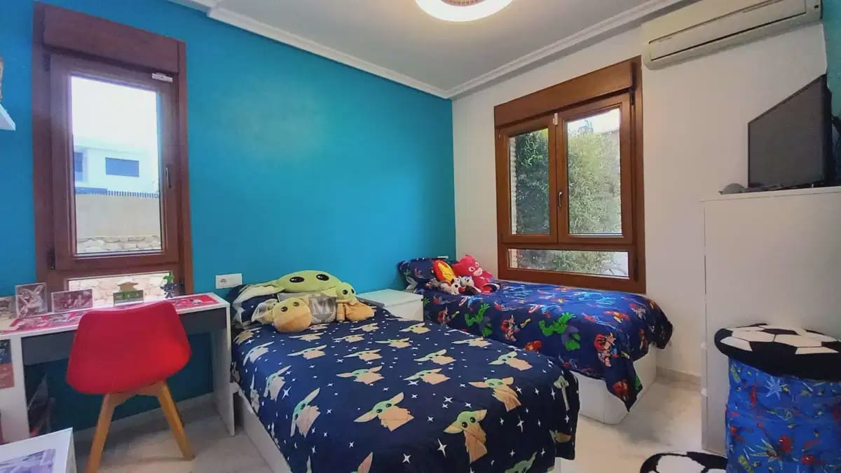 4 bedroom Semi-detached Villa for sale in Algorfa with pool - € 359,900 (Ref: 9844872)