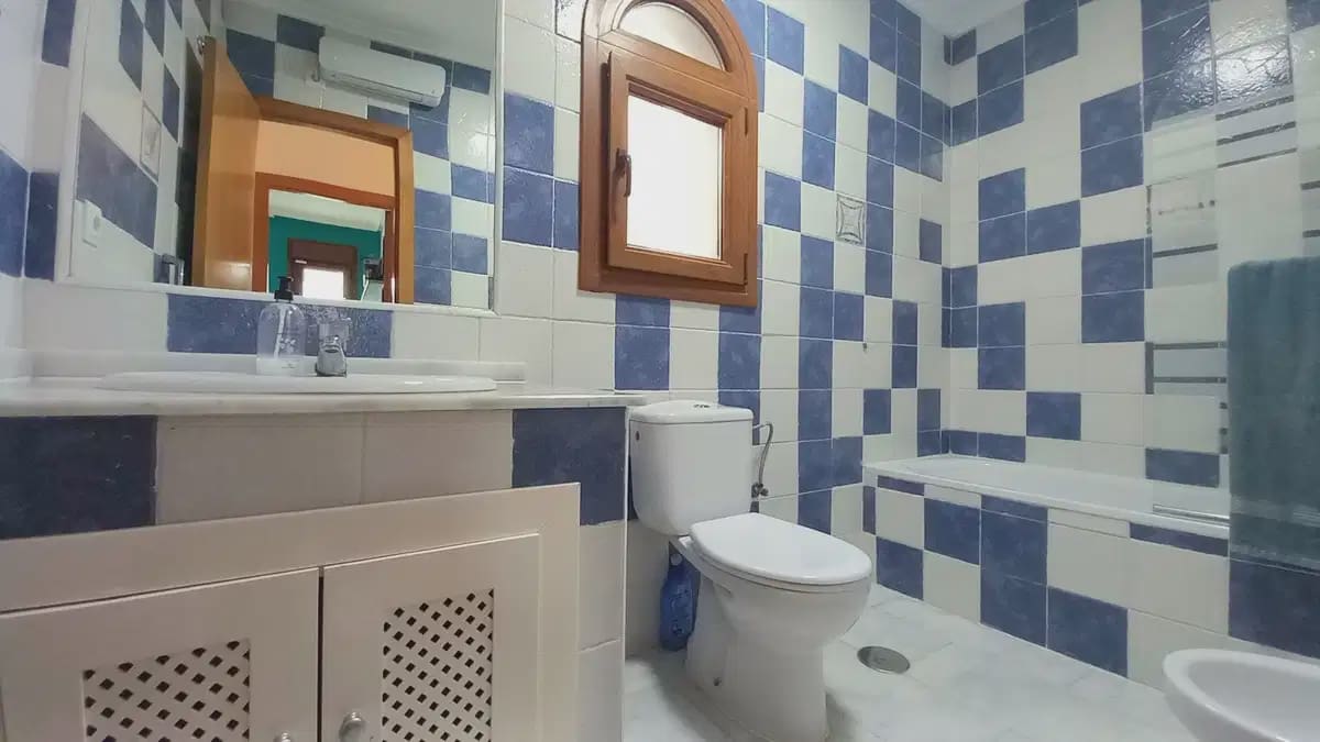 4 bedroom Semi-detached Villa for sale in Algorfa with pool - € 359,900 (Ref: 9844872)