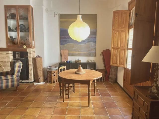 5 sovrum Hus till salu i Orba - 345 000 € (Ref: 9844874)