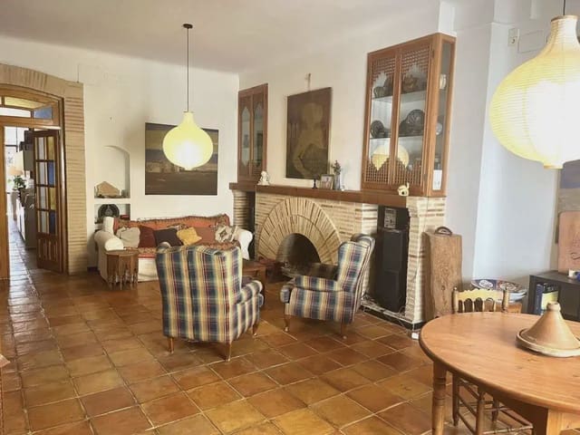 5 sovrum Hus till salu i Orba - 345 000 € (Ref: 9844874)