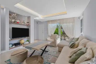 3 soveværelse Semi-Rækkehus til salg i Doña Pepa, Rojales med swimmingpool - € 379.000 (Ref: 9844878)