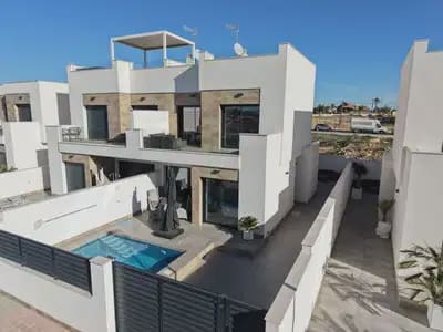 3 bedroom Villa for sale in Los Montesinos with pool garage - € 369,900 (Ref: 9844886)