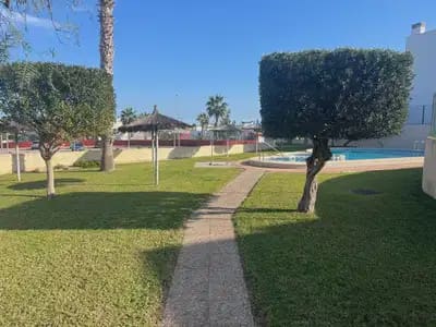 3 quarto Moradia para venda em Los Altos com piscina garagem - 349 900 € (Ref: 9844888)