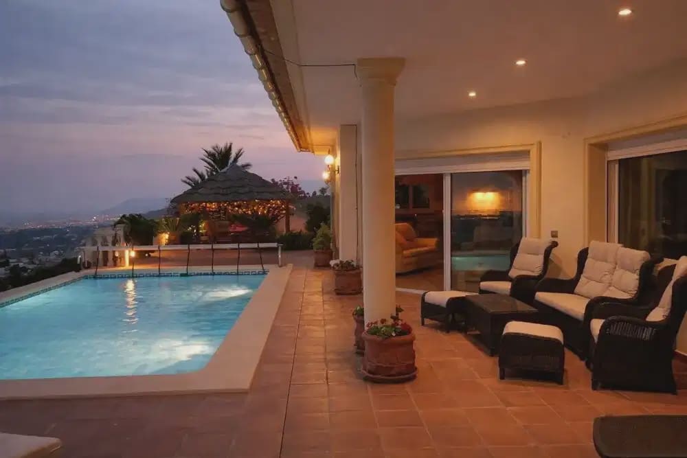 Chalet de 4 habitaciones en Moraira en venta con piscina garaje - 1.500.000 € (Ref: 9854639)
