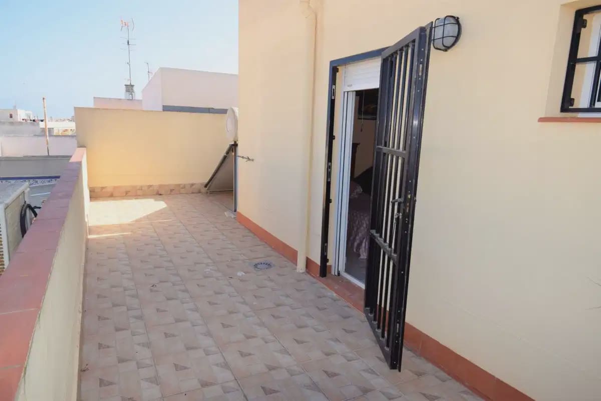 3 bedroom Penthouse for sale in Guardamar del Segura - € 325,000 (Ref: 9864046)