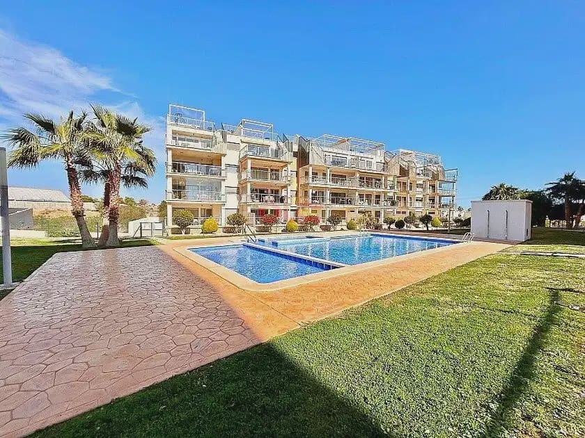 2 bedroom Apartment for sale in Villamartin with pool - € 315,000 (Ref: 9864048)