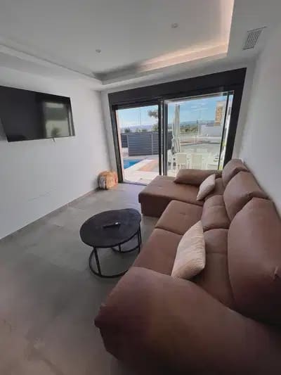 3 bedroom Villa for sale in Los Montesinos with garage - € 329,000 (Ref: 9870579)