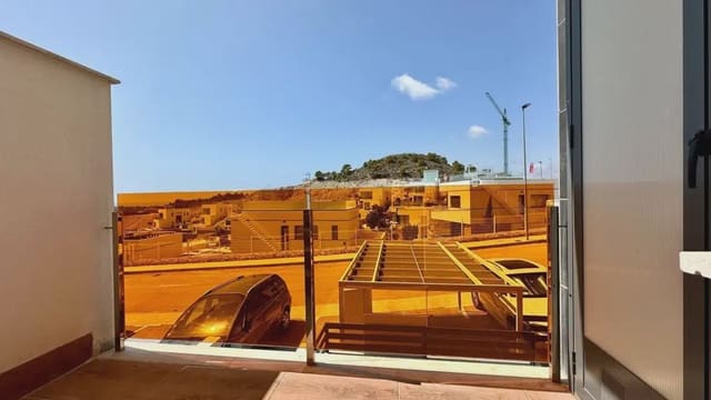 Ático de 2 habitaciones en Finestrat en venta - 355.000 € (Ref: 9872118)