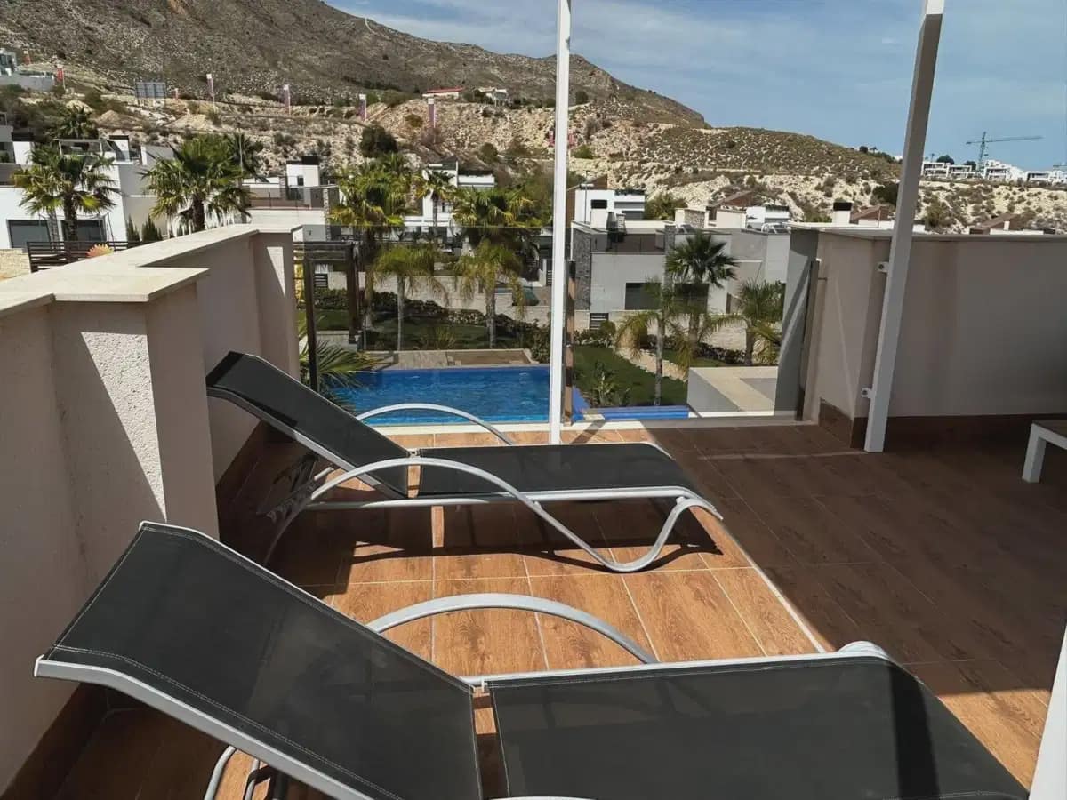 2 Zimmer Penthouse zu verkaufen in Finestrat - 355.000 € (Ref: 9872118)
